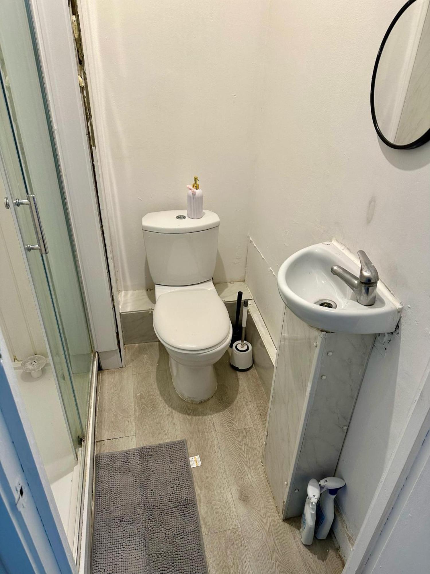 3 Stamford Hill * Londra